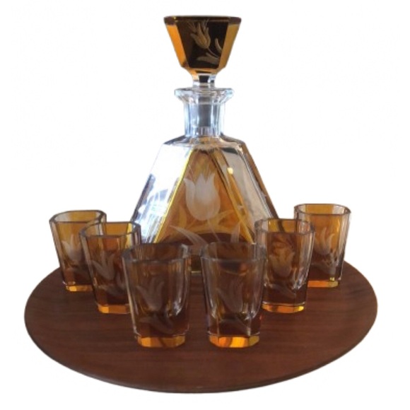 CUT CRYSTAL DECANTER SET W 6 SHOT GLASSES • CLEAR & AMBER COLORED • WOODEN TRAY - Picture 10 of 16